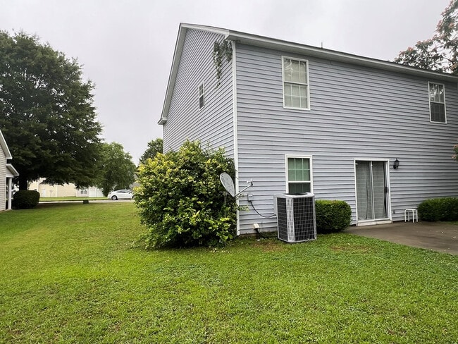 Photo - 1666 Mossberg Dr