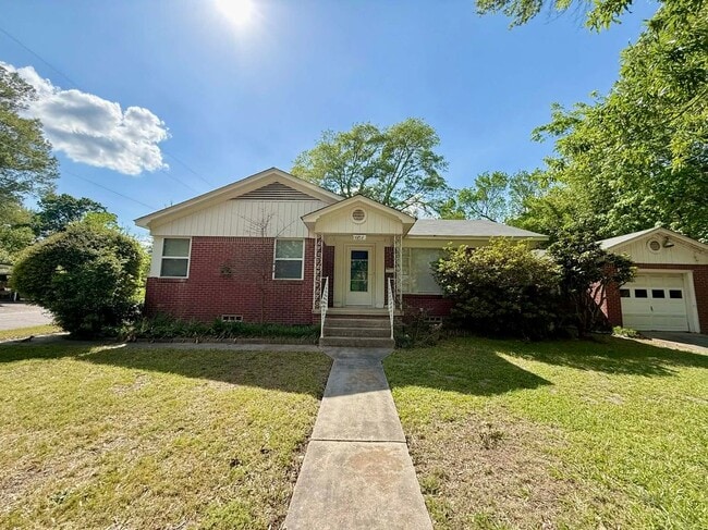 Building Photo - 4101 Olive St