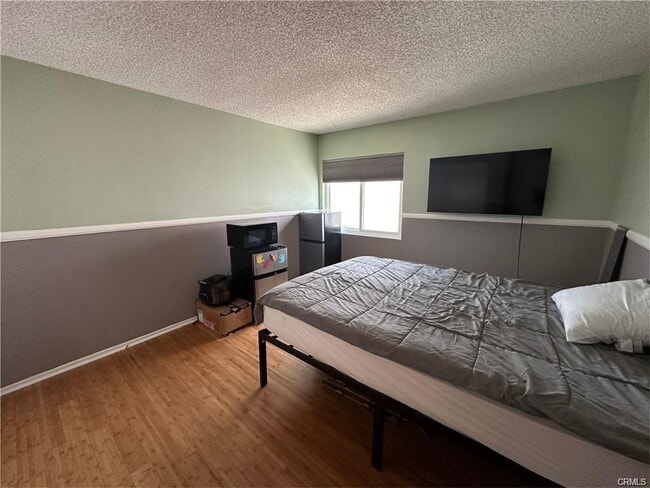 Photo - 15980 Filbert St