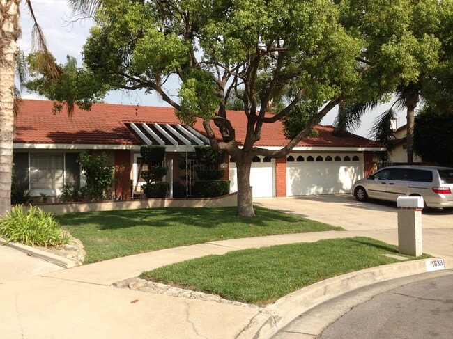 Photo - 1838 Coolcrest Way