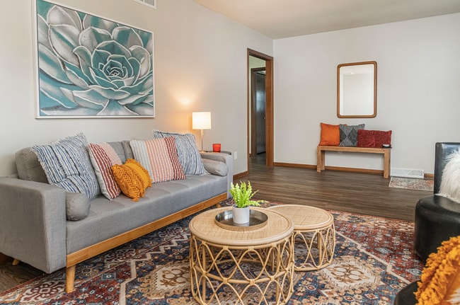 Photo - 3522 S Bainbridge Dr