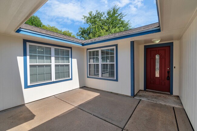 Photo - 13406 Splintered Oak Dr