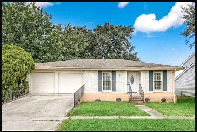 Building Photo - 829 Bellemeade Blvd