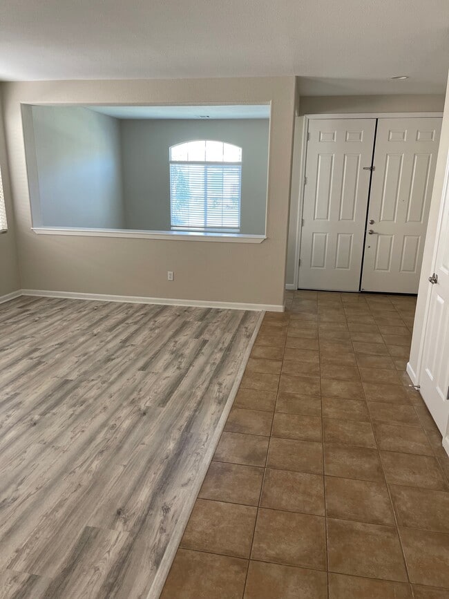 Photo - 5419 Benttree Way