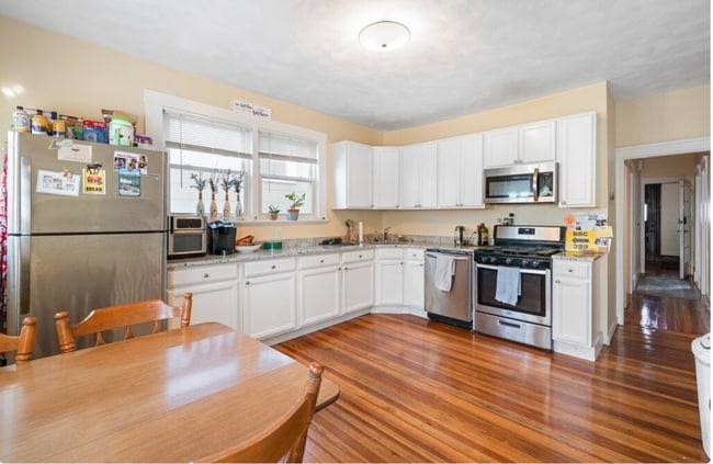 17 Dow St Unit 2