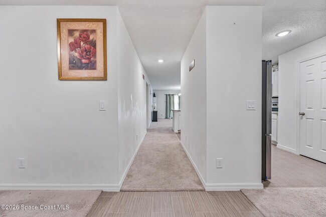 Photo - 1550 Leeward Ave SE