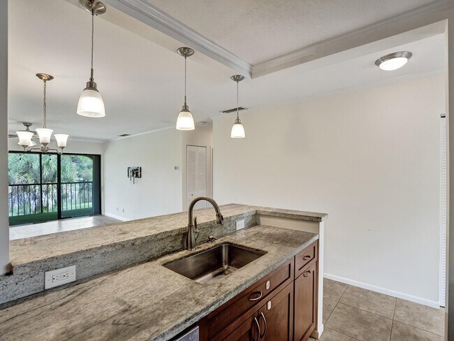 Photo - 930 SW 9th Street Cir Unit 206