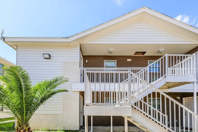 Photo - 2601 Lomas Del Sur Boulevard Unidad 404