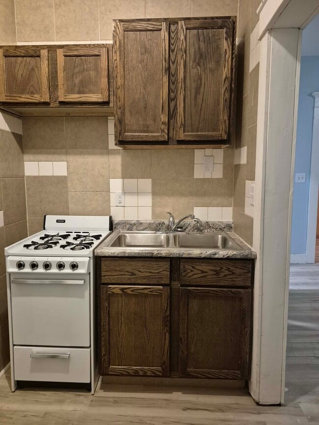 Photo - 603 N Lee St Unit 4