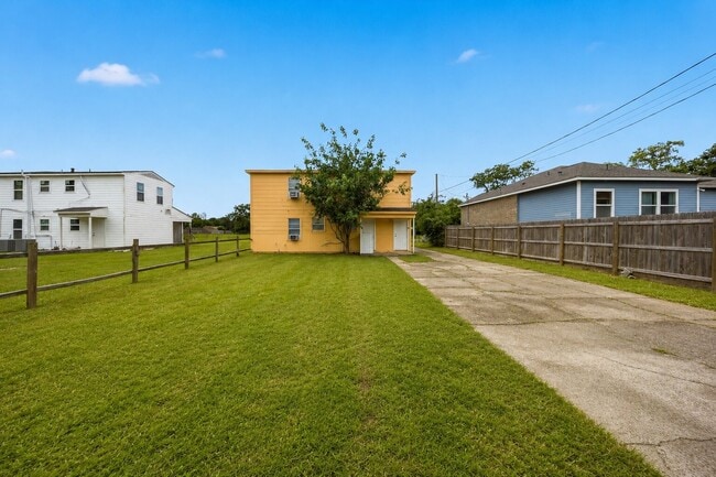 Photo - 1028 5th Ave N