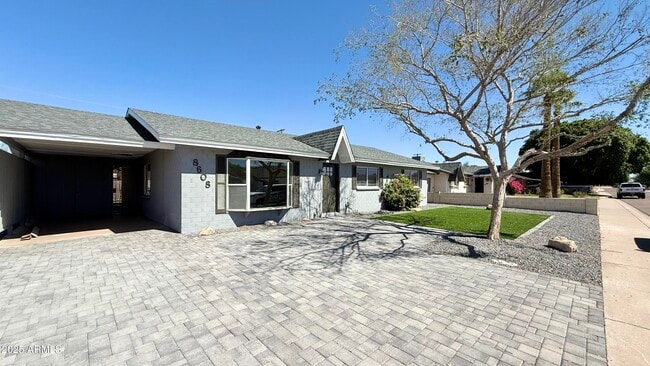 Photo - 8608 E Vernon Ave