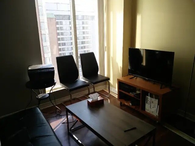 Photo - 55 Centre Ave Unit 2302