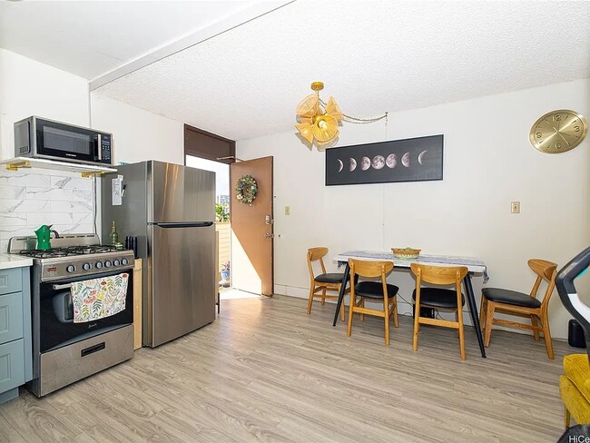 Photo - 454 Namahana St Unit 13