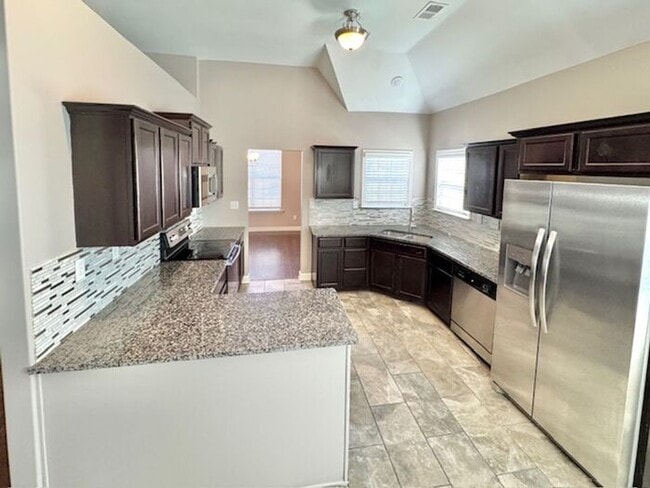 Photo - Now Leasing A Spacious 4 Bedroom 2 Bath Ho...