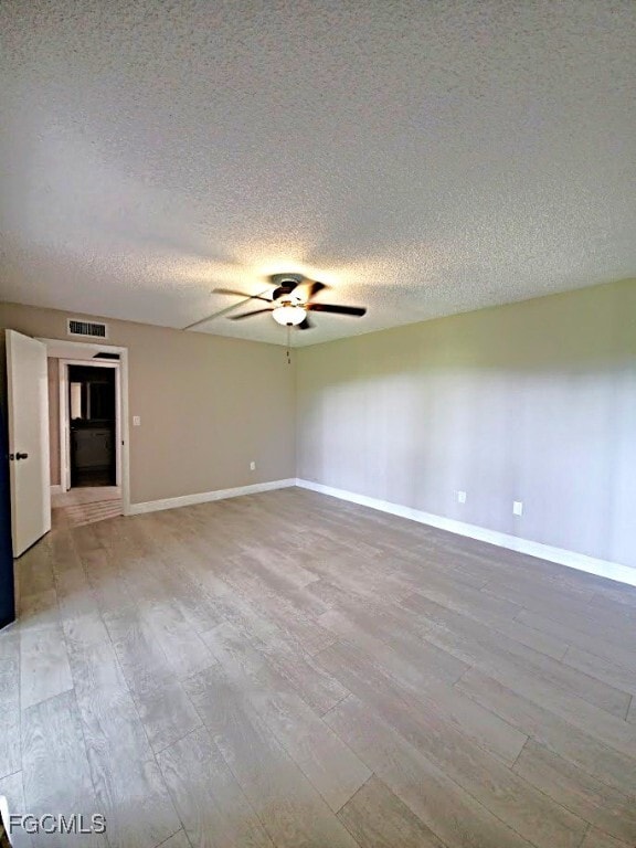 Photo - 5249 Cedarbend Dr Unit 2