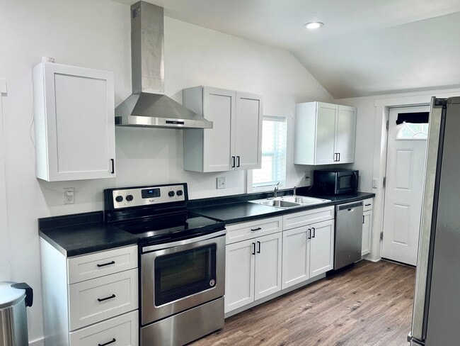 5400 NW Torgerson Dr