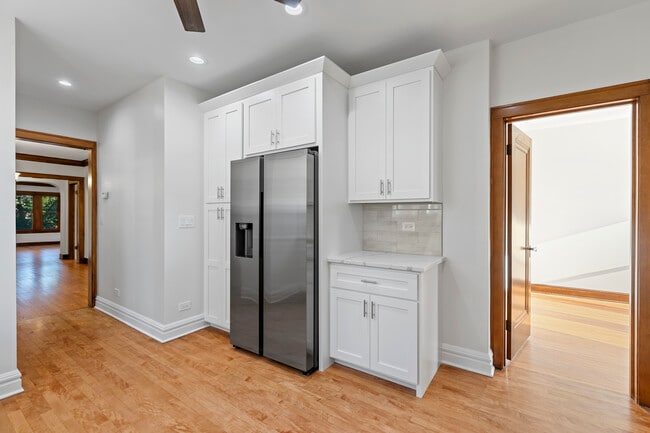 Photo - 5851 N Virginia Ave Unit 2