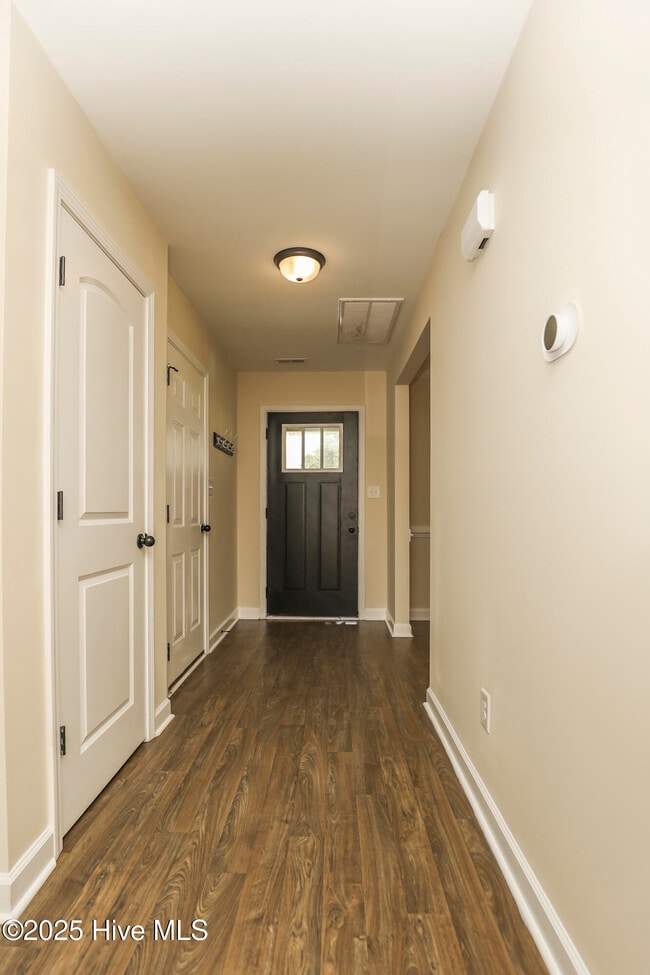 Photo - 304 Windward Landing