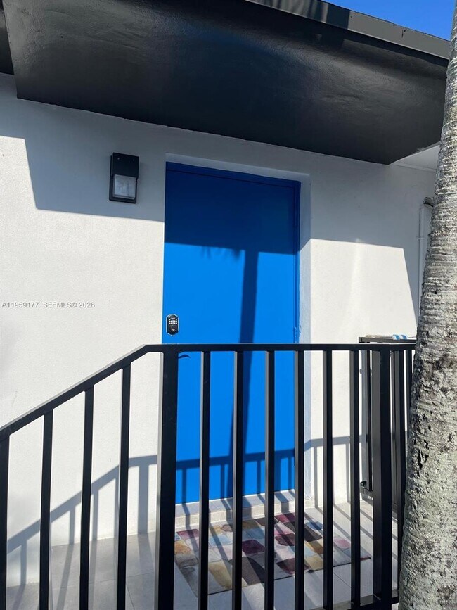 Photo - 1002 NW 74th St Unit 2