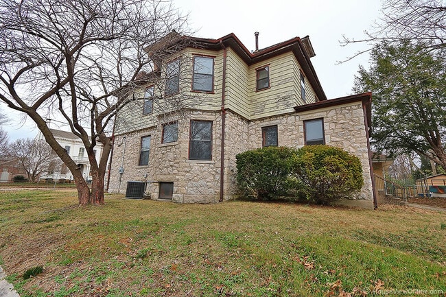 Photo - Three Story House Close to SEMO - June 2026- May 2027 Lease