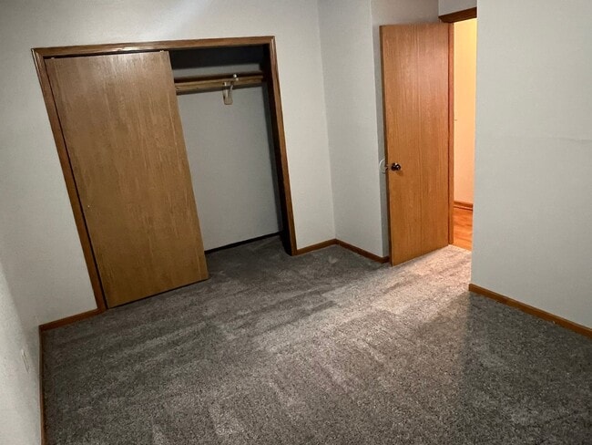 Photo - Large 3 bedroom apartment close to Sawyer Elementary, great for families Unit 1304-4