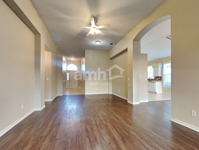 Photo - 1913 Sedgefield St