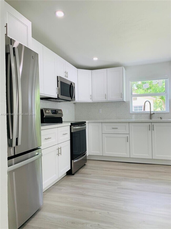 Photo - 5441 NW 174th Dr