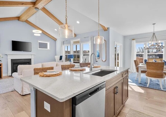 Photo - 22420 Jayda Dr