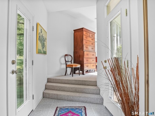 Photo - 106 Spoonwood Rd