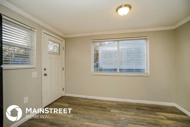 Photo - 2258 Majestic Dr W