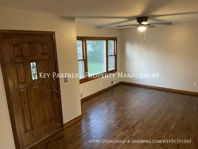 Photo - 501 NE 88th St
