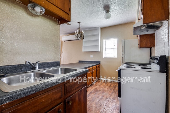 Photo - 316 Overlook Dr