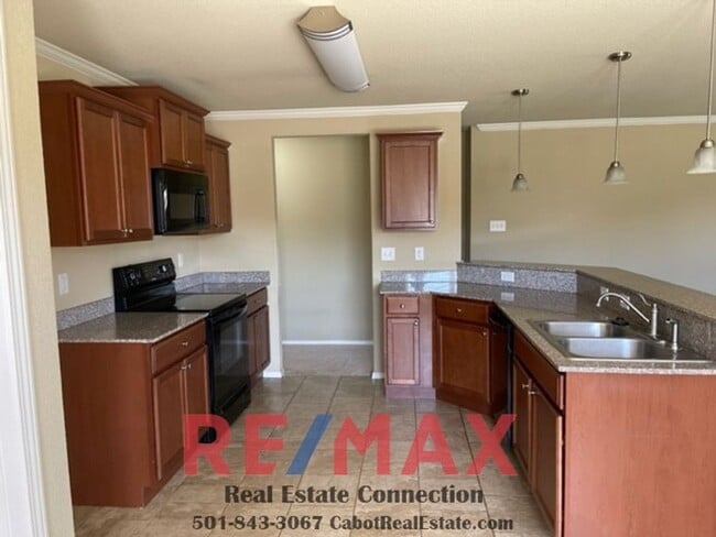 Photo - 124 Brickyard Ct