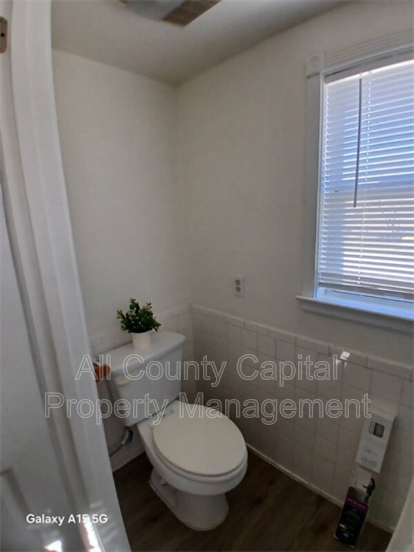 4889 North Hwy 183 #200,