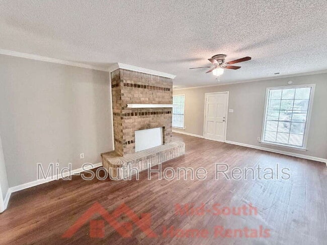 Photo - 6001 Cedarcrest Ct