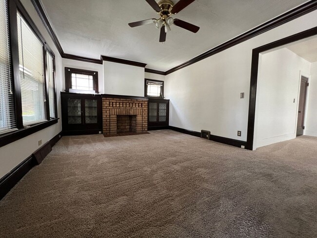 Photo - 2196 Lewis Dr