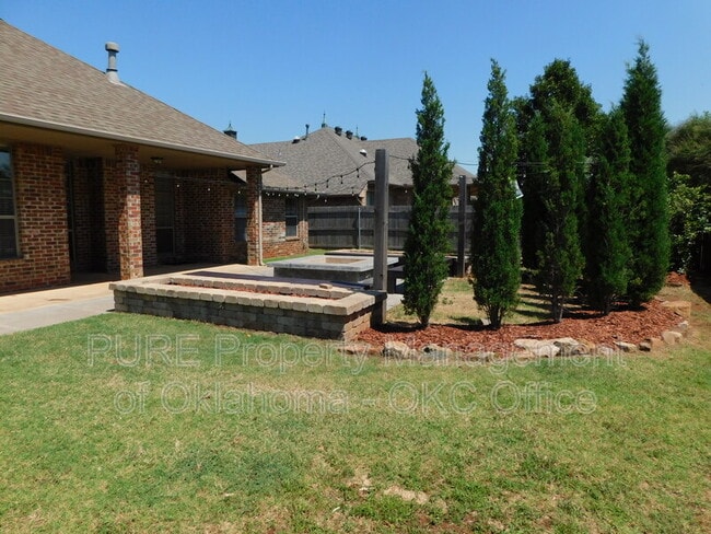 Photo - 1100 Kelsi Dr