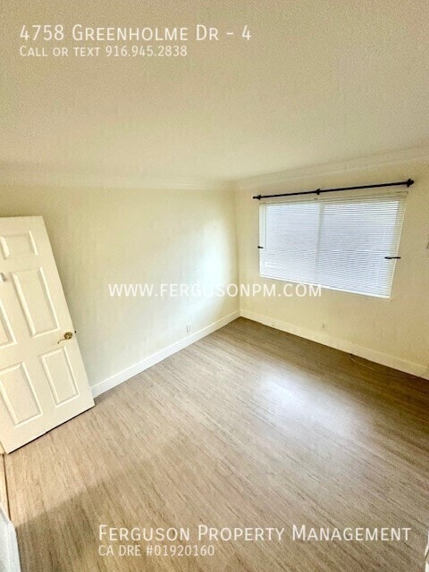 Photo - 4758 Greenholme Dr Unit 4