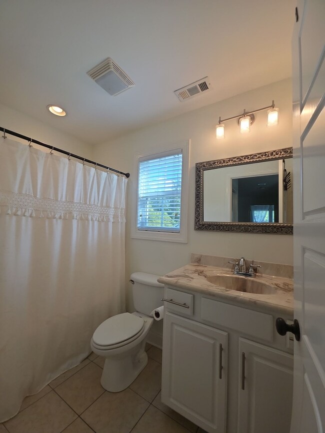 Photo - 117 Phillips Bend Ct