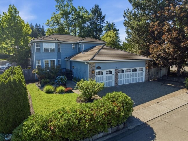Building Photo - 17903 Ridge Lake Dr