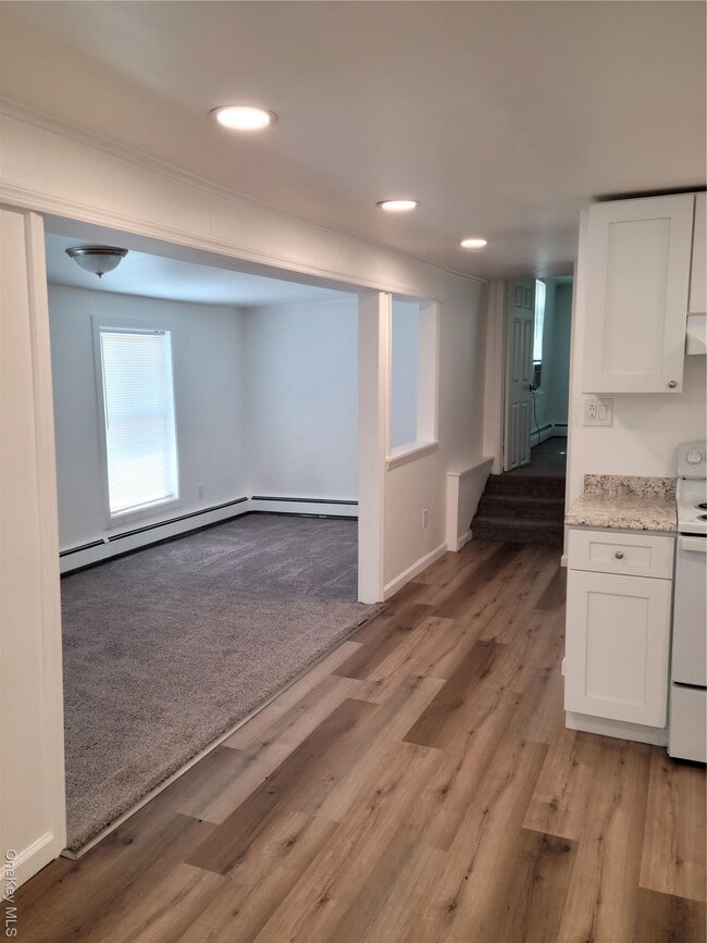 Photo - 15 Quaker Hill Rd Unit 1