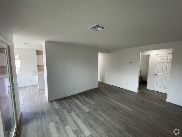 Building Photo - 2700 N Rainbow Blvd Unit 1083 Rental