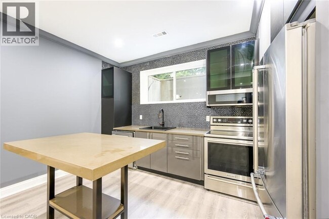 Photo - 471 Annalee Dr