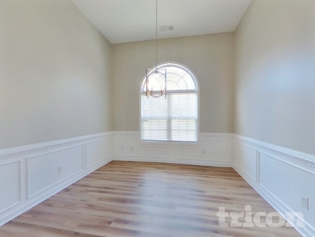 Photo - 200 Pebble Brooke Ct