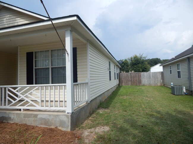 Photo - 3 Bedroom Home in the Hamilton Point Subdivision