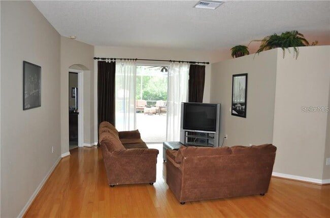 Photo - 4987 Kernwood Ct