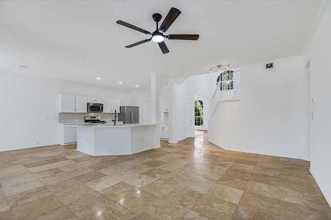Photo - 2103 Kimra Ln