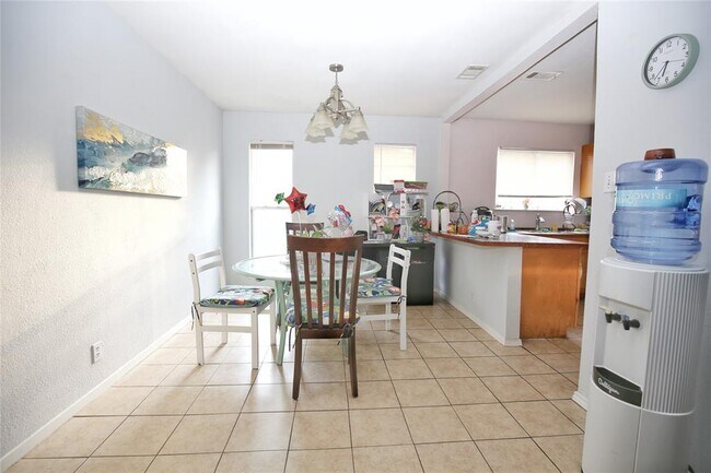 Photo - 204 Deerfield Park Dr