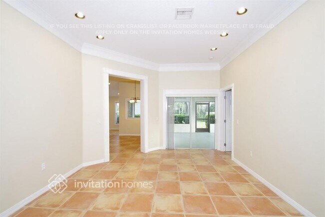 Photo - 6253 Oak Shore Dr