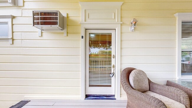 Photo - 1133 Edwards St Unit B